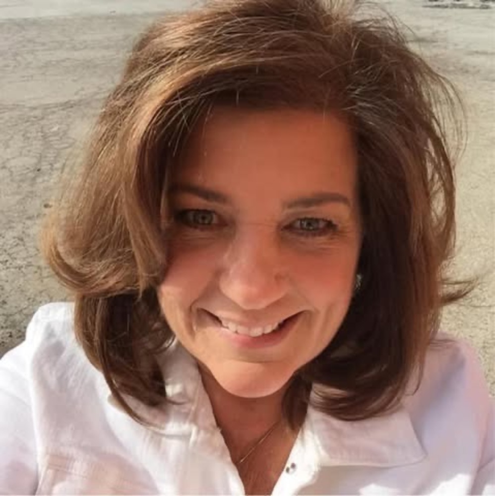 Meet your Posher, Myra